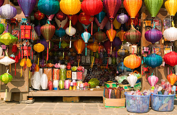 tienda de lamparas de diferentes colores en China